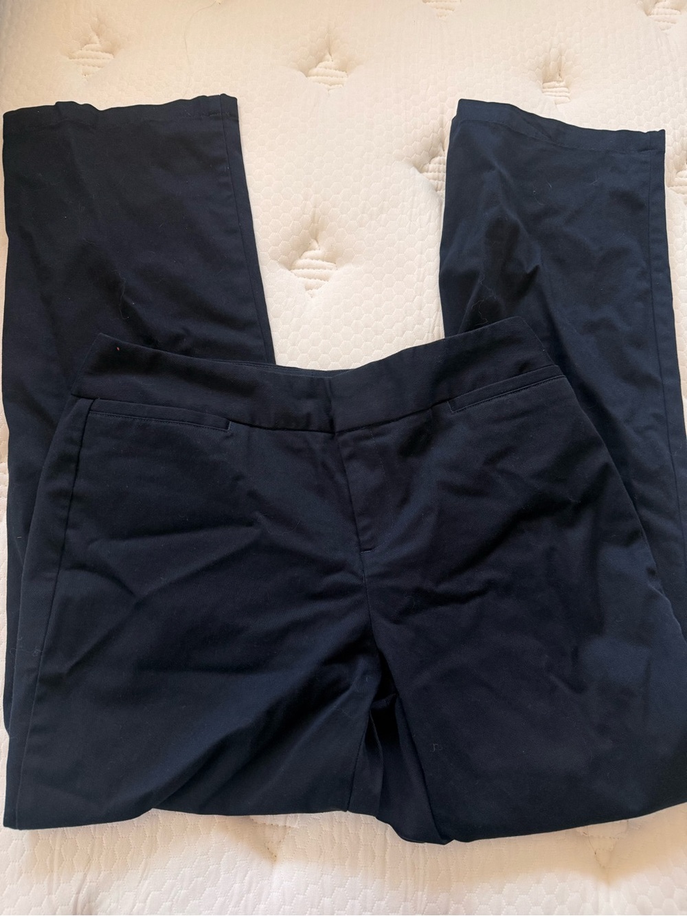 Dockers Women’s Wide Leg Pants in Black - Picture 2 of 3